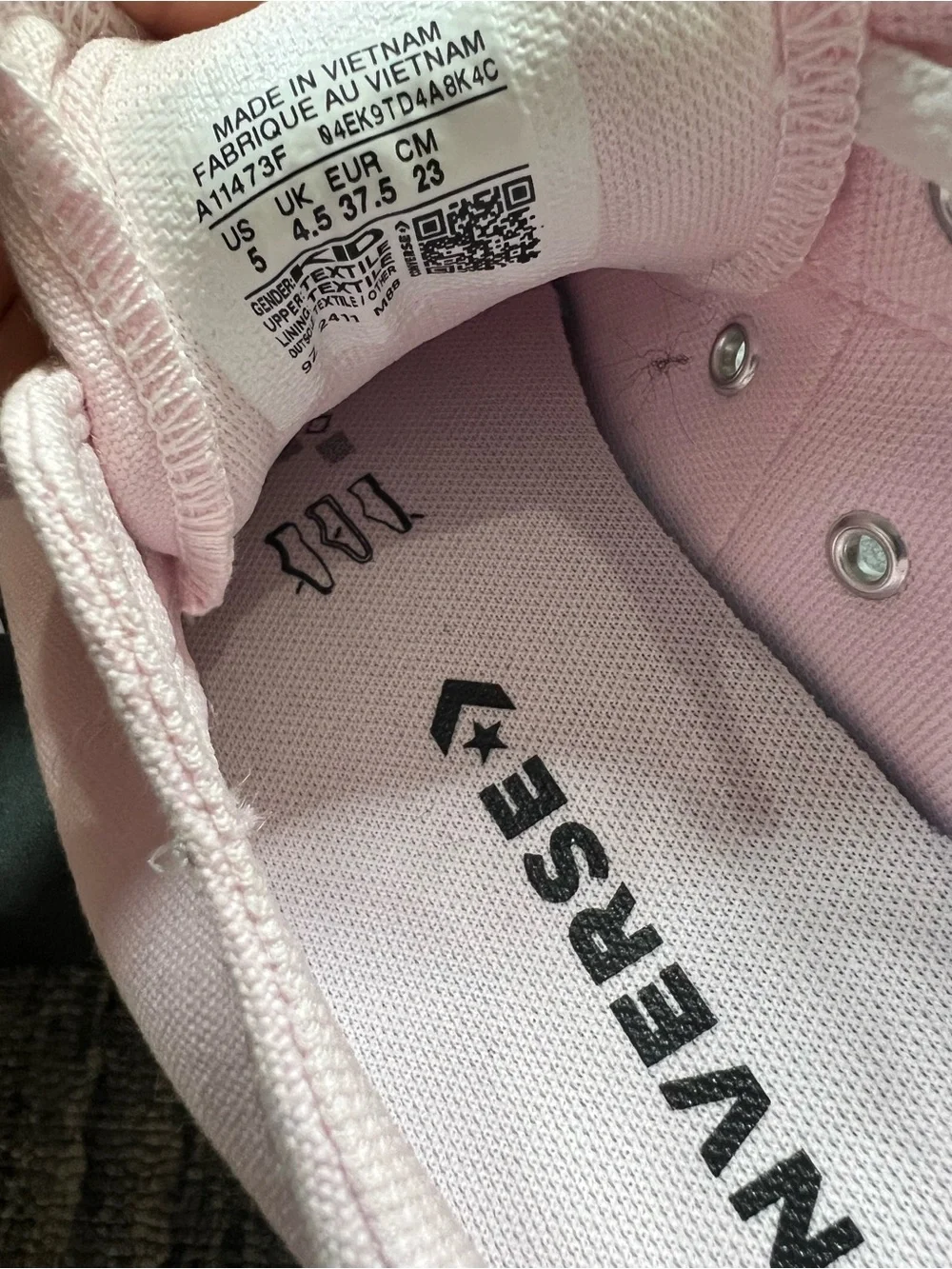 Converse - Low Top Sneakers Pink and White Kids Size 5